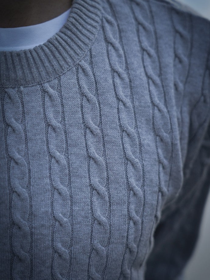PATTERNED BRAIDED CREWNECK
