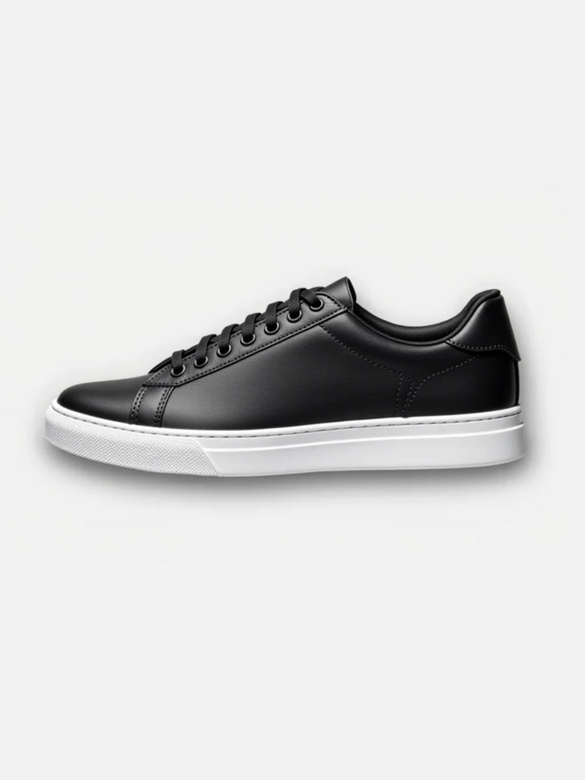 BLACK LEATHER SNEAKERS
